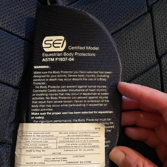 Protective Riding Vest - Picture 8 of 10